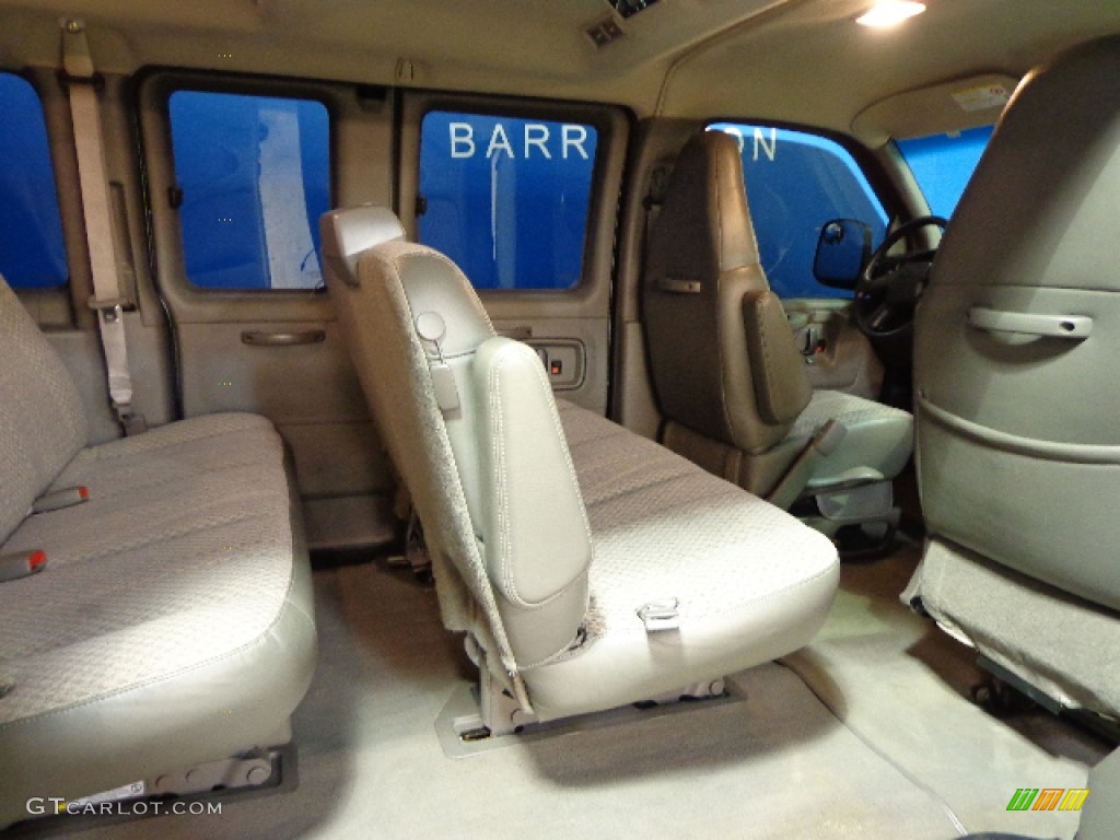 2004 Express 1500 LS AWD Passenger Van - Dark Gray Metallic / Medium Dark Pewter photo #26