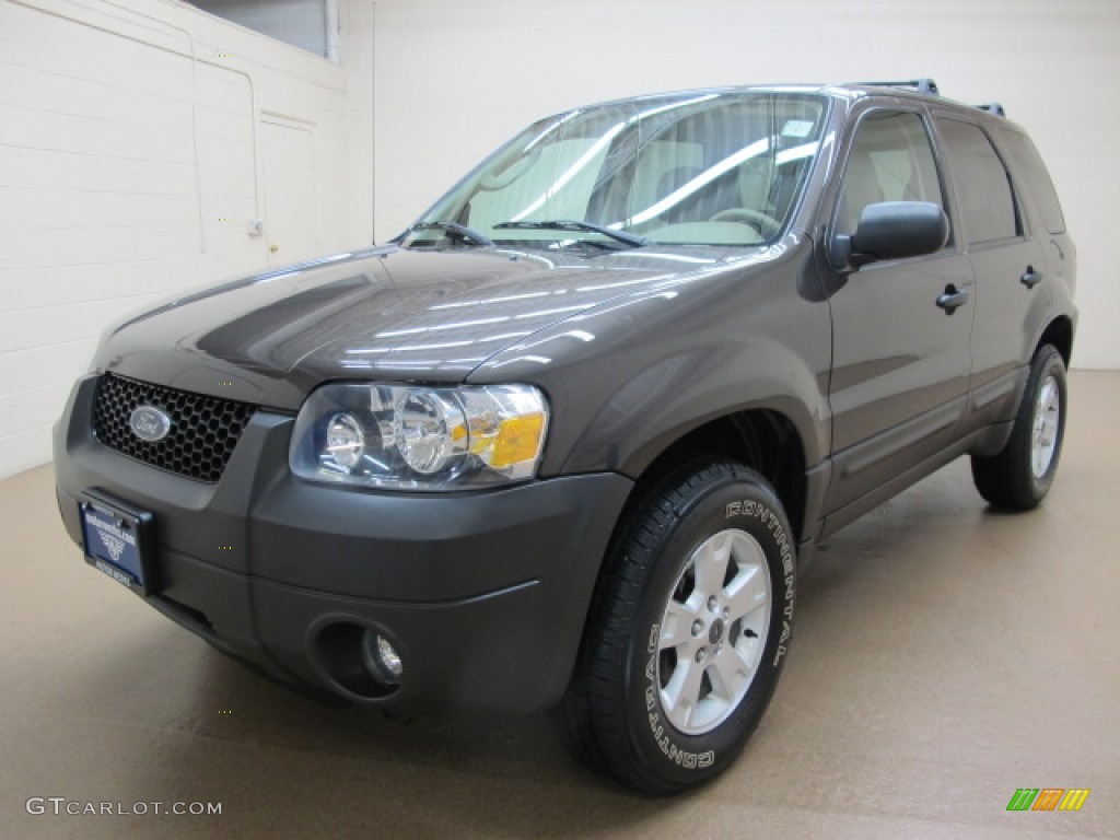 2006 Escape XLT V6 4WD - Dark Shadow Grey Metallic / Medium/Dark Pebble photo #3