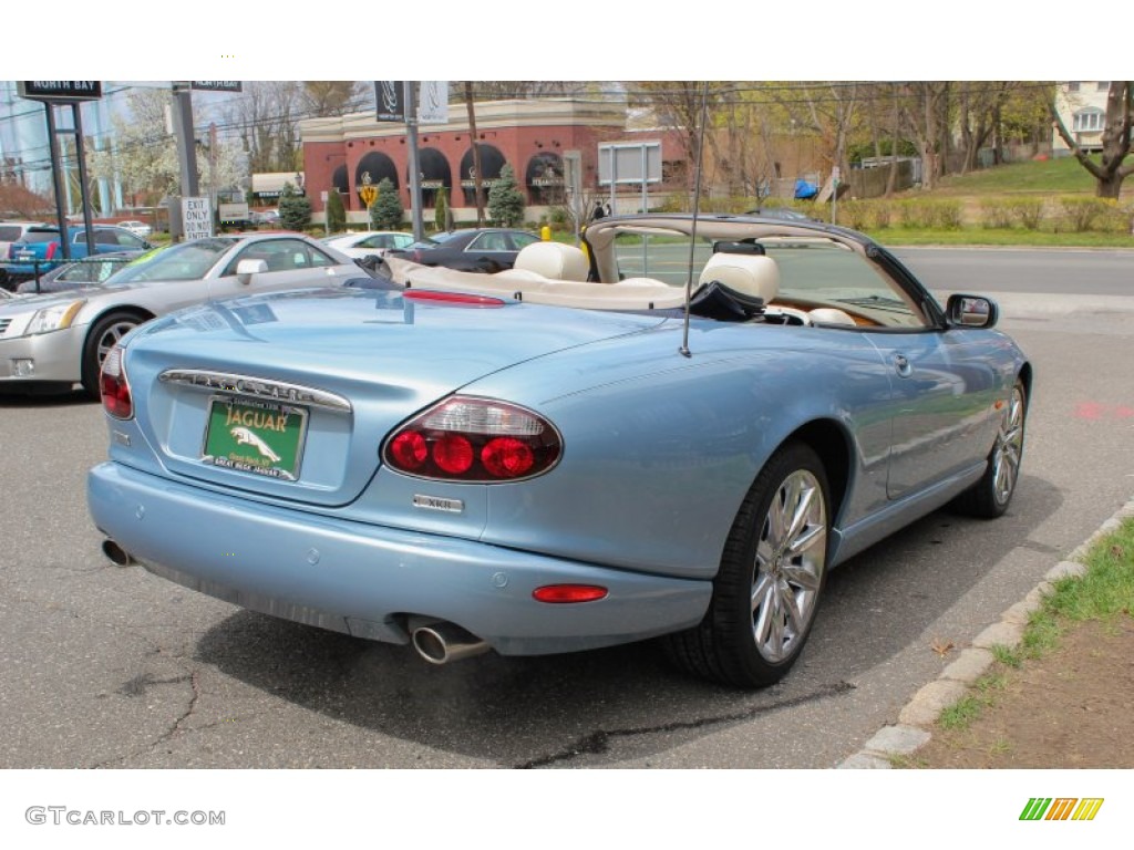 2006 XK XK8 Convertible - Frost Blue Metallic / Ivory photo #6