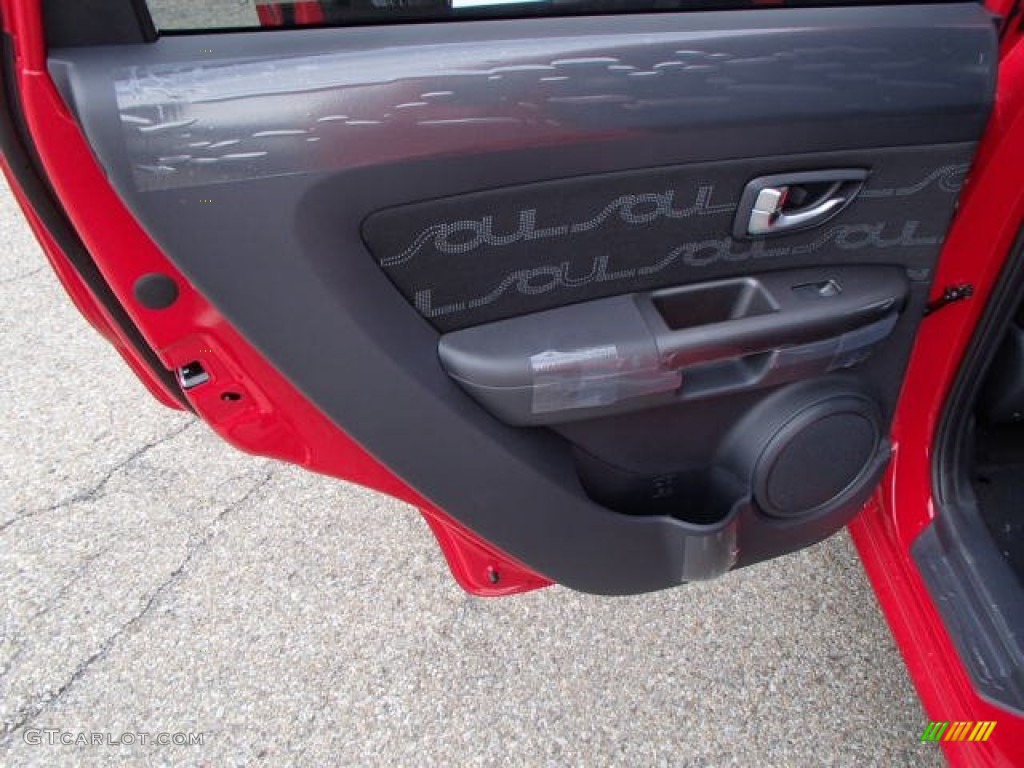 2013 Kia Soul + Black Soul Logo Cloth Door Panel Photo #80019729