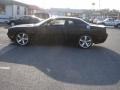 Pitch Black - Challenger SRT8 392 Photo No. 6