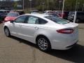 2013 White Platinum Metallic Tri-coat Ford Fusion SE  photo #6