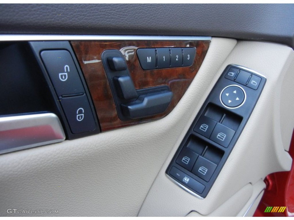 2012 Mercedes-Benz C 250 Sport Controls Photo #80023511