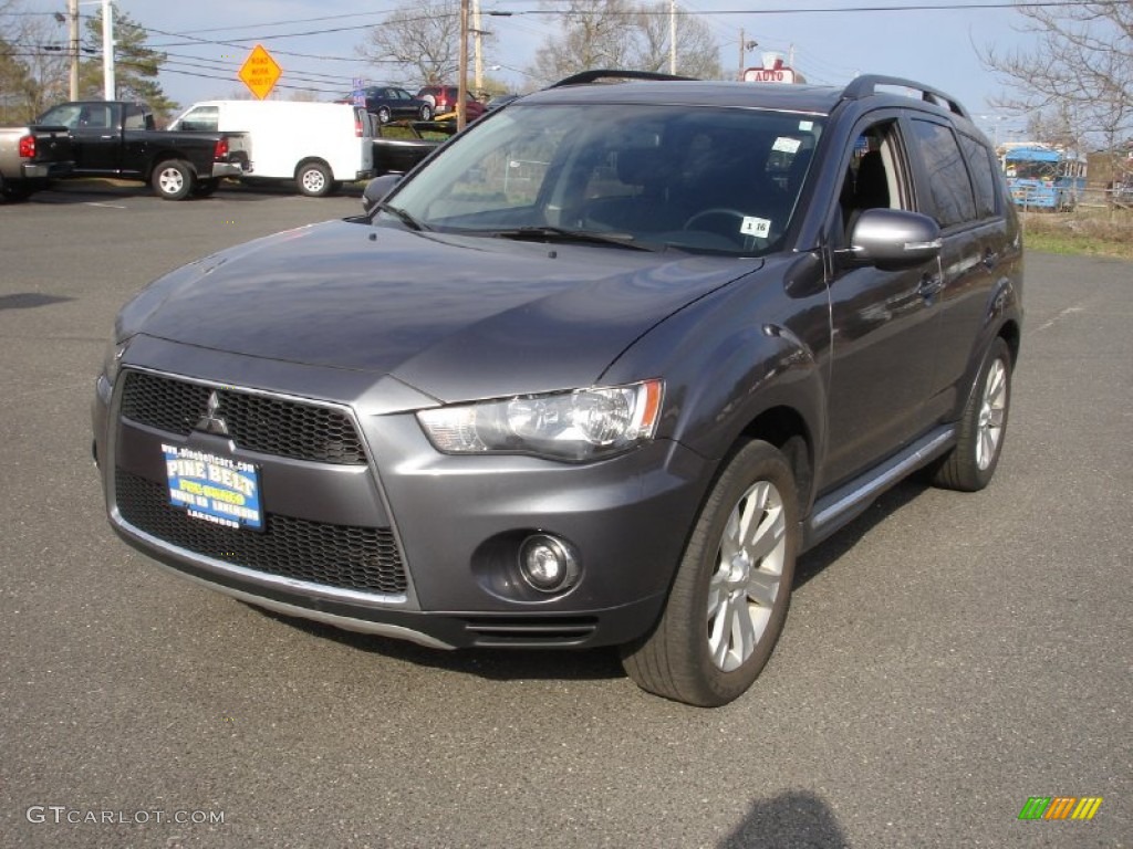 2011 Outlander SE AWD - Graphite Gray Pearl / Black photo #1