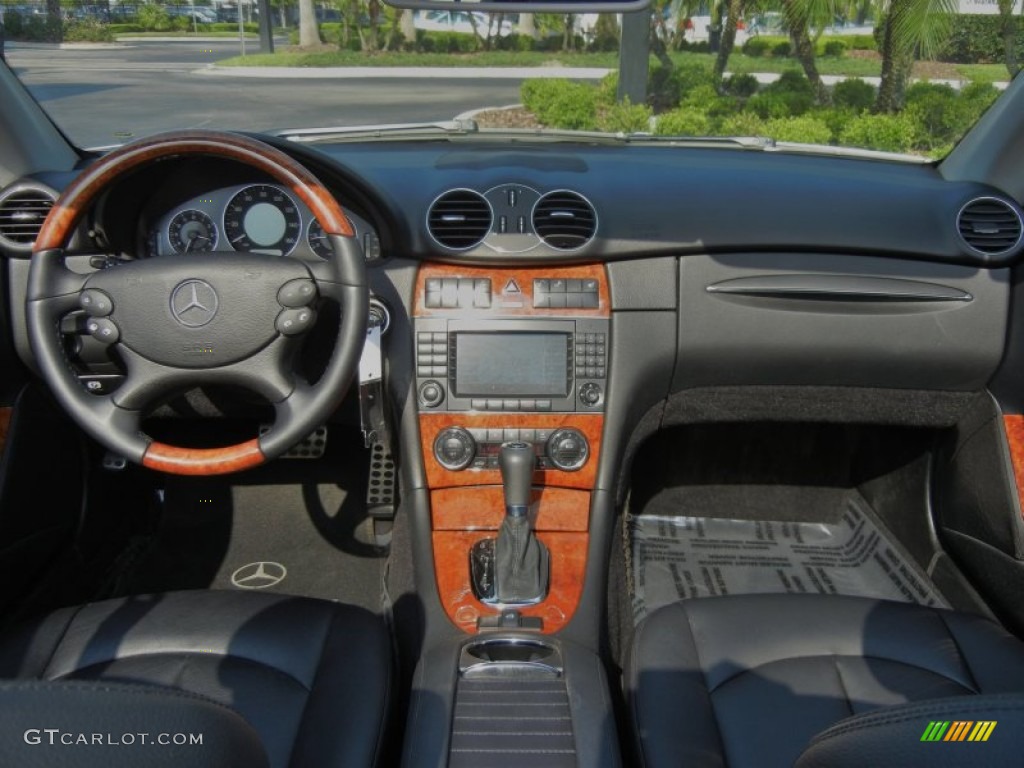 2009 Mercedes-Benz CLK 350 Cabriolet Black Dashboard Photo #80025347