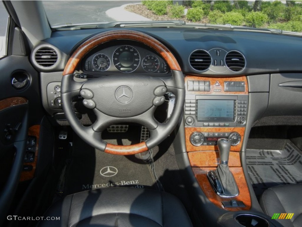2009 Mercedes-Benz CLK 350 Cabriolet Black Dashboard Photo #80025365