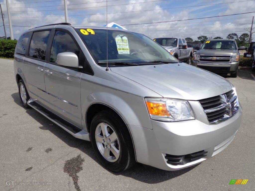 Bright Silver Metallic 2009 Dodge Grand Caravan SXT Exterior Photo #80027569