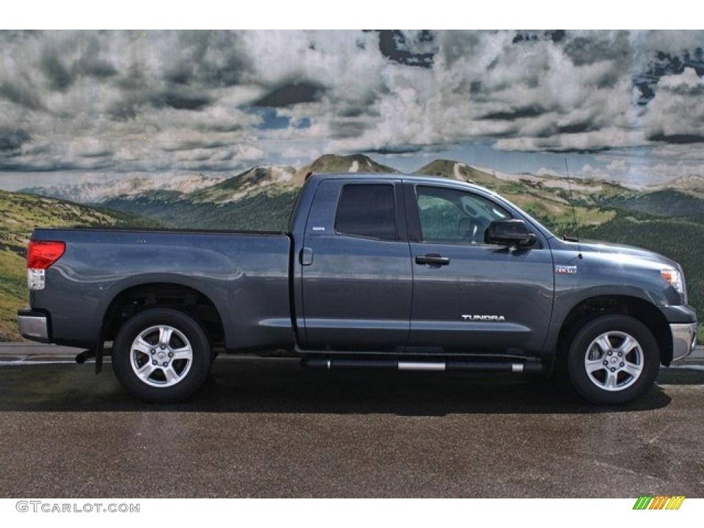 2010 Tundra Double Cab 4x4 - Slate Gray Metallic / Graphite Gray photo #2