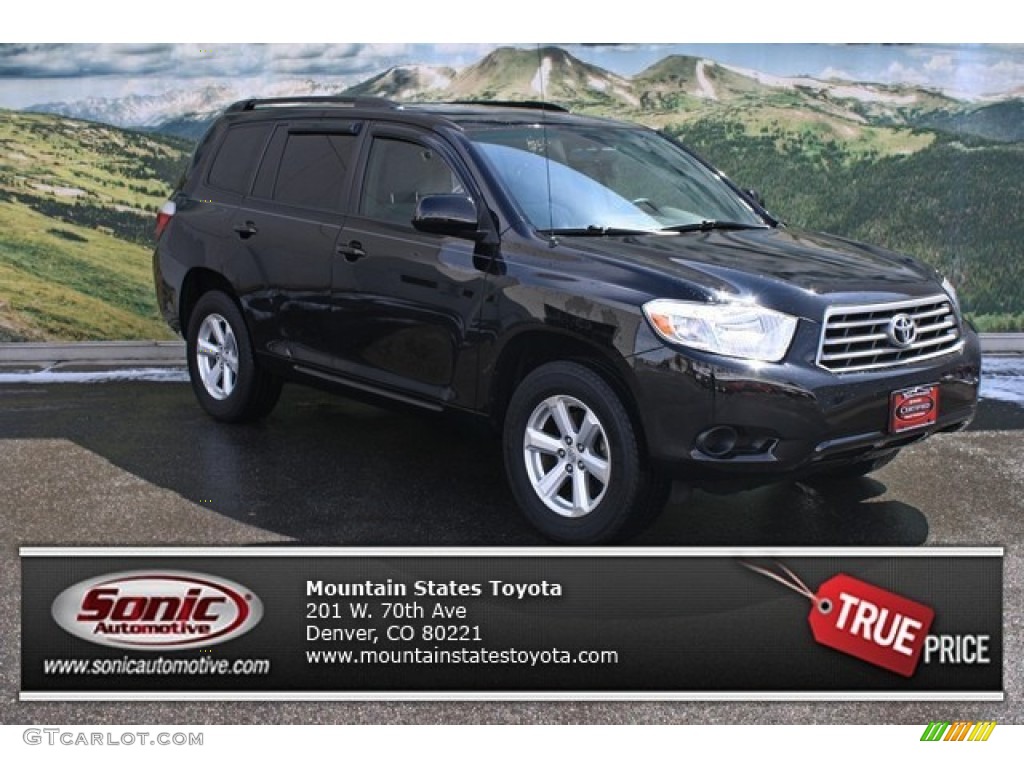 Black Toyota Highlander