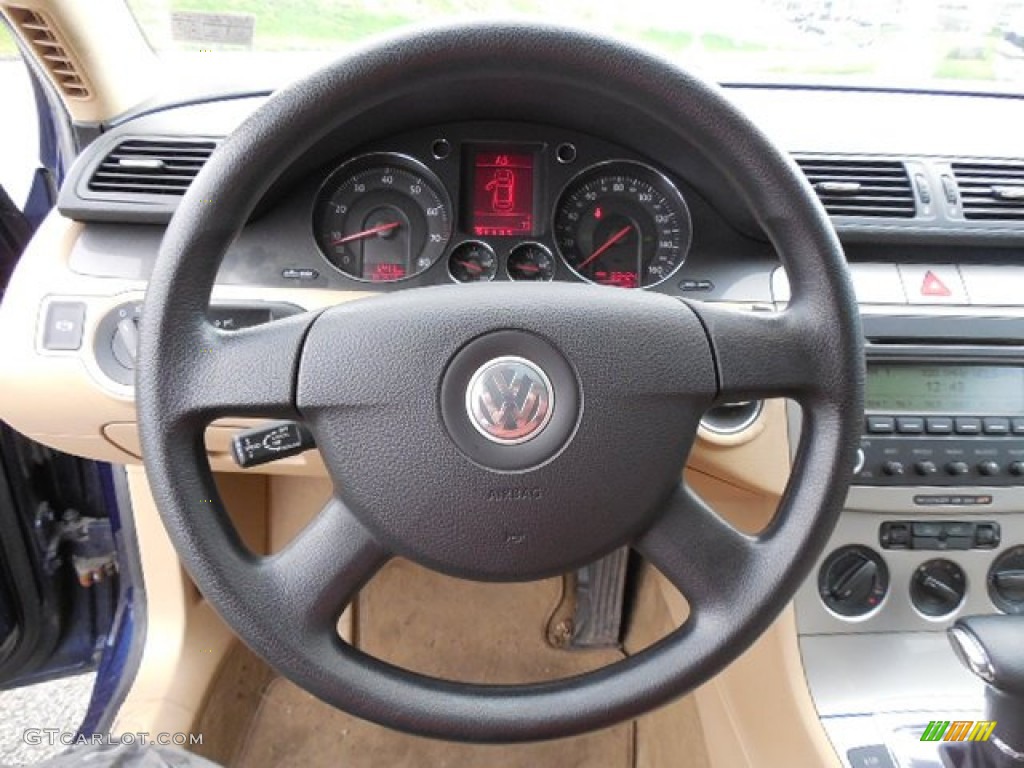 2006 Volkswagen Passat 2.0T Sedan Pure Beige Steering Wheel Photo #80030099