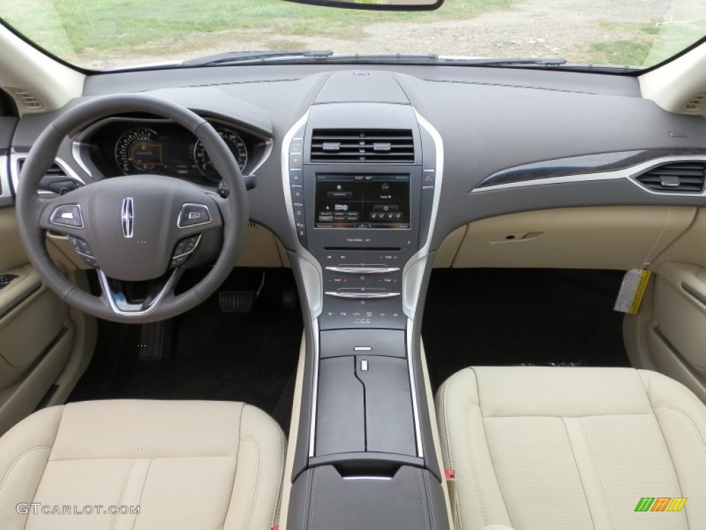 2013 Lincoln MKZ 3.7L V6 AWD Light Dune Dashboard Photo #80031737
