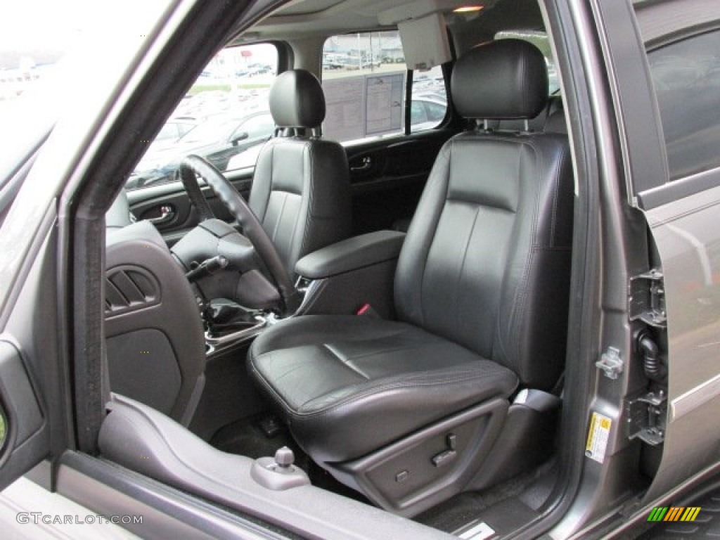 2006 GMC Envoy SLT 4x4 Front Seat Photo #80032106