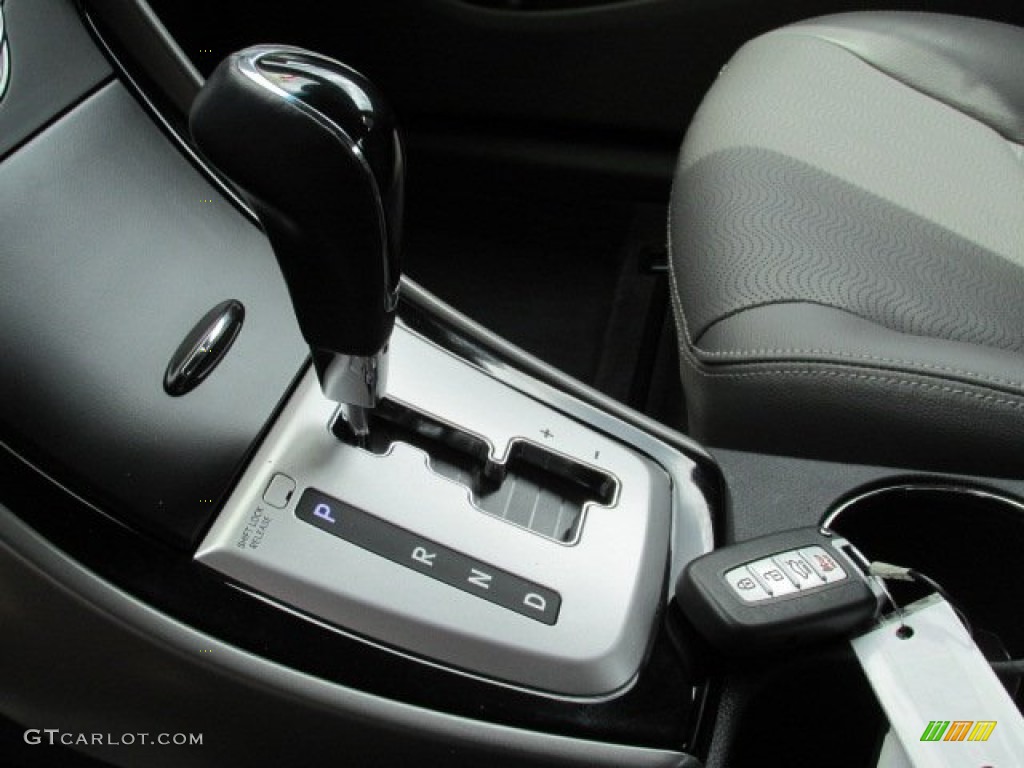2012 Elantra Limited - Black Noir Pearl / Black photo #17