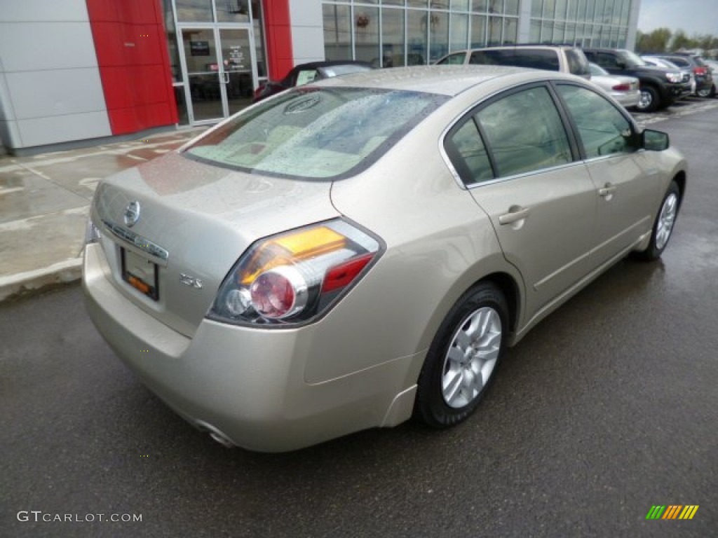 2009 Altima 2.5 S - Sonoran Sand Metallic / Blond photo #11