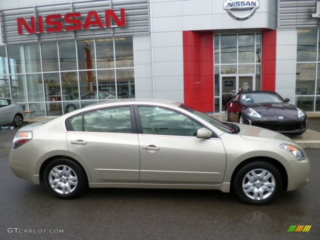 2009 Altima 2.5 S - Sonoran Sand Metallic / Blond photo #12