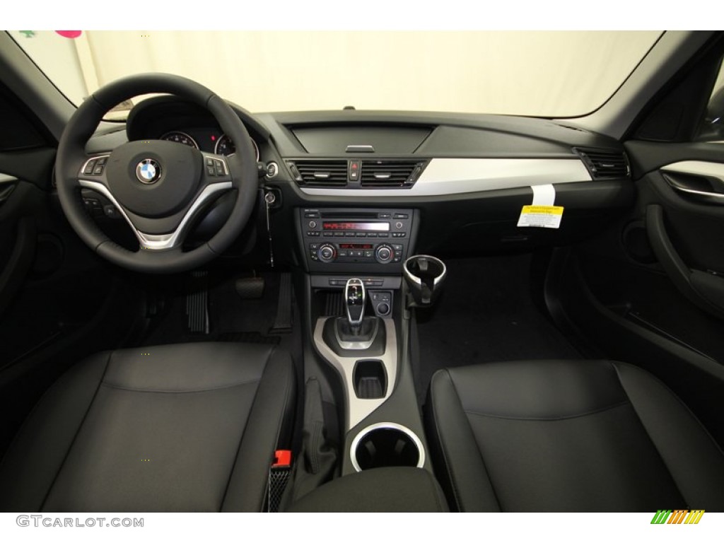 2014 BMW X1 sDrive28i Black Dashboard Photo #80035136