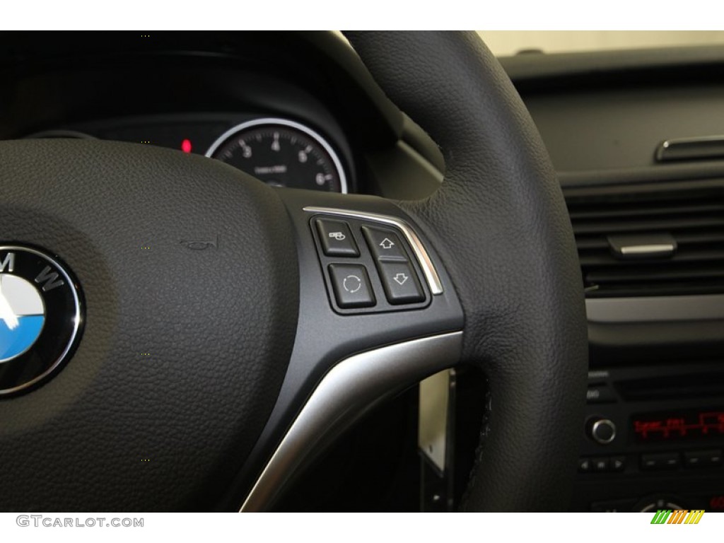 2014 BMW X1 sDrive28i Controls Photo #80035277