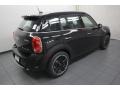 Absolute Black - Cooper S Countryman Photo No. 8