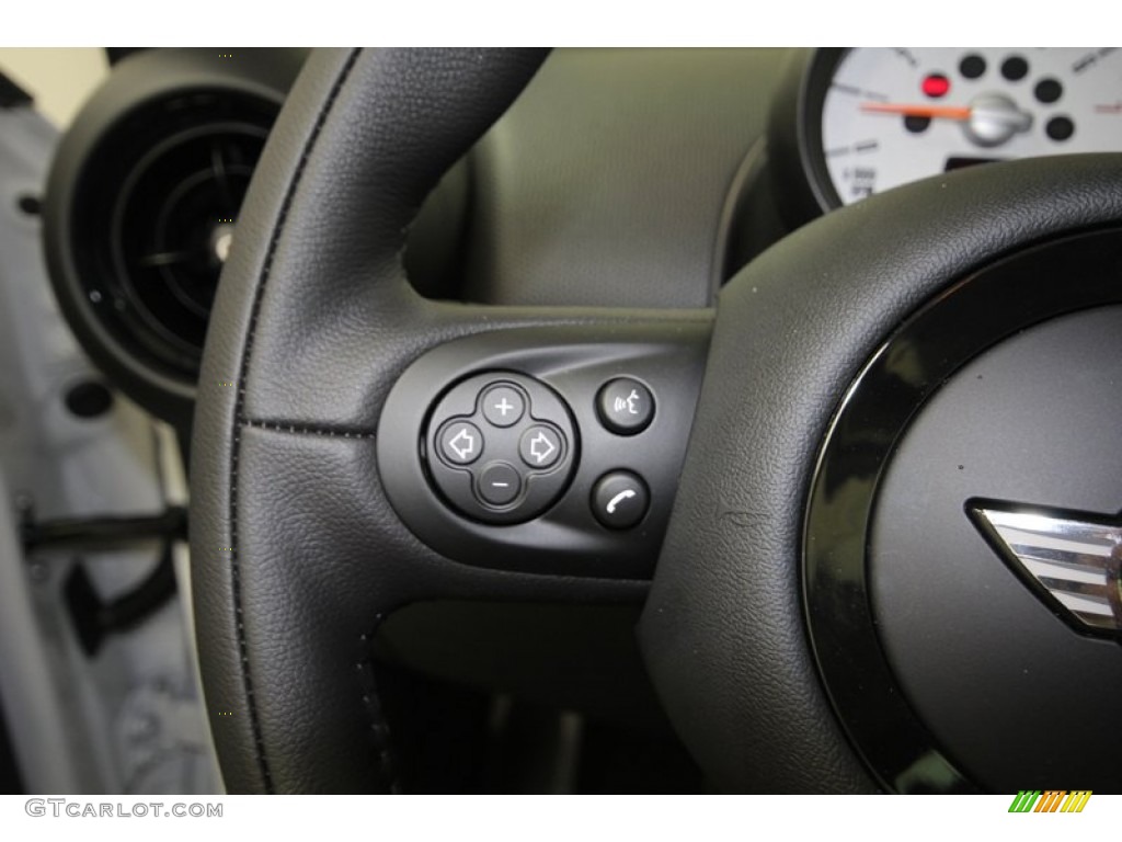 2013 Mini Cooper Paceman Controls Photo #80036048