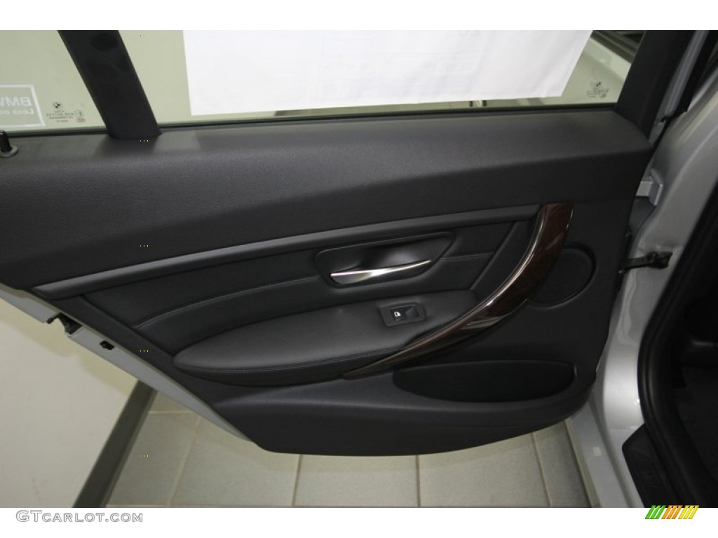 2013 3 Series 328i Sedan - Glacier Silver Metallic / Black photo #26