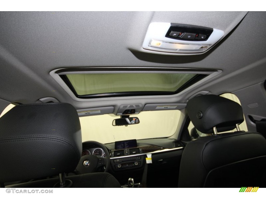 2013 3 Series 328i Sedan - Glacier Silver Metallic / Black photo #29