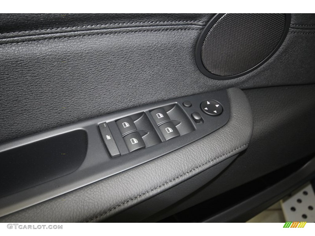 2013 X5 xDrive 35i Premium - Platinum Gray Metallic / Black photo #18