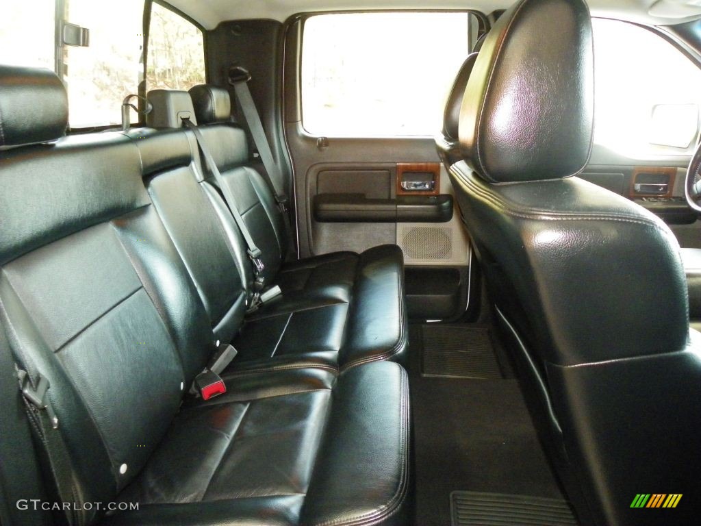 2004 F150 Lariat SuperCrew - Oxford White / Black photo #10