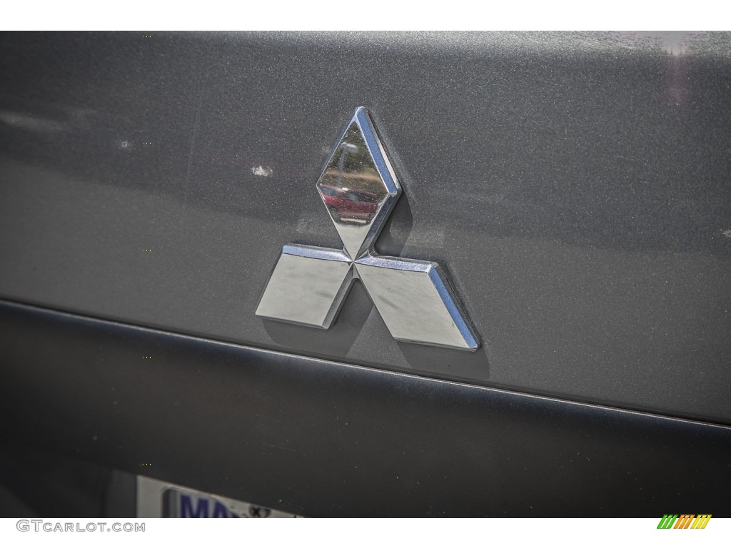 2004 Endeavor LS - Titanium Gray Pearl / Charcoal Gray photo #27