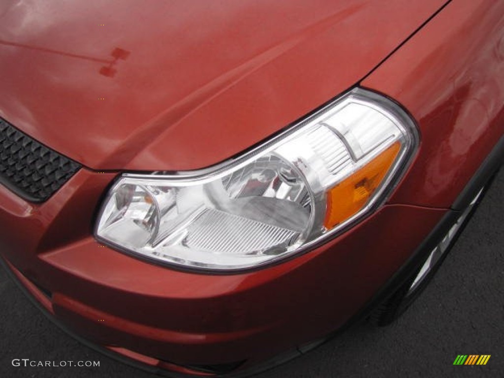 2011 SX4 Crossover Technology AWD - Sunlight Copper Metallic / Black photo #9