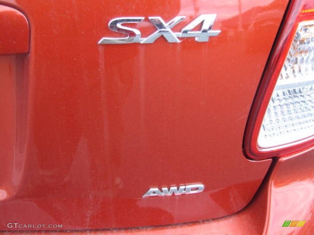 2011 SX4 Crossover Technology AWD - Sunlight Copper Metallic / Black photo #40