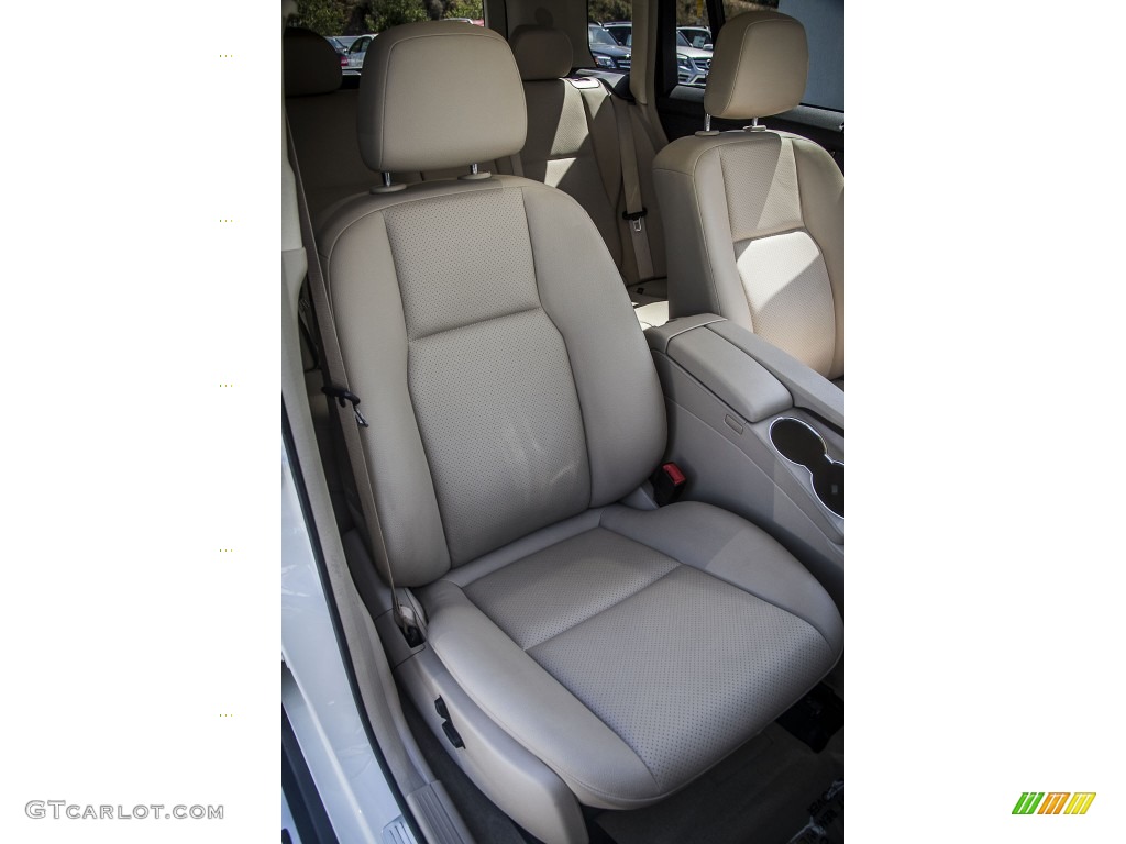 Almond/Black Interior 2010 Mercedes-Benz GLK 350 Photo #80044733