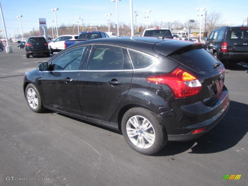 2012 Focus SEL 5-Door - Black / Charcoal Black photo #7