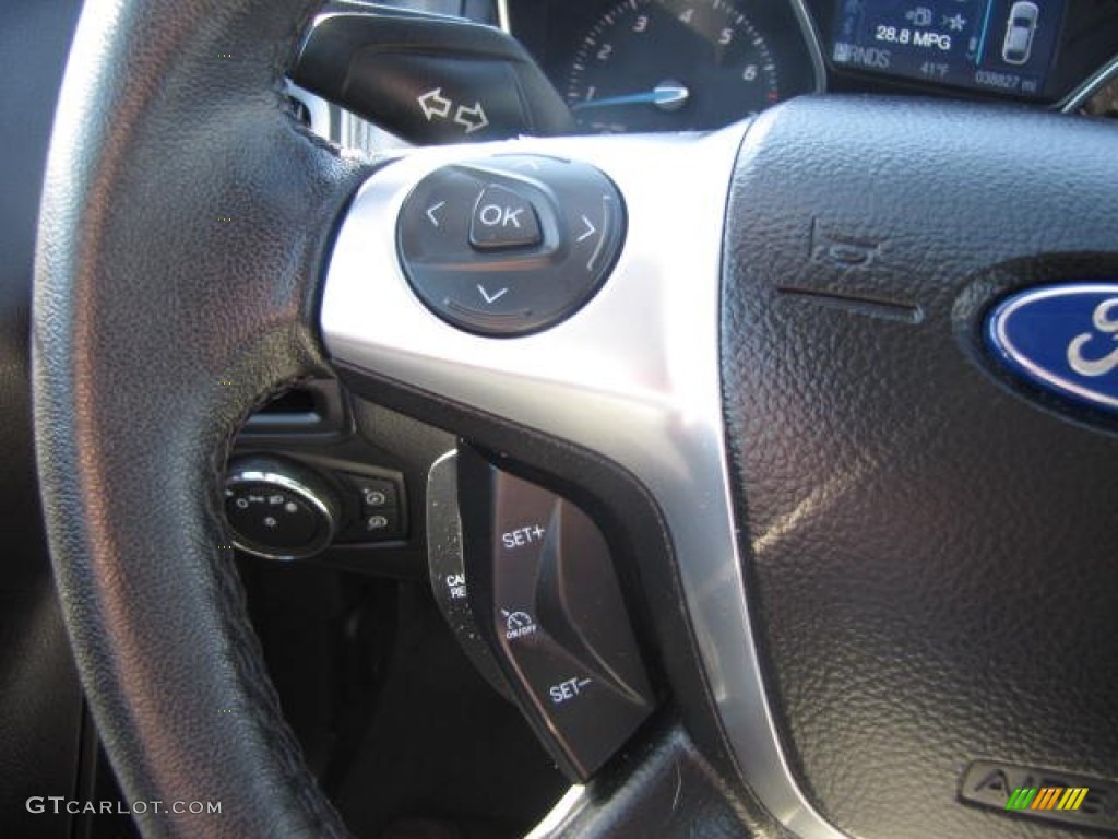 2012 Focus SEL 5-Door - Black / Charcoal Black photo #37