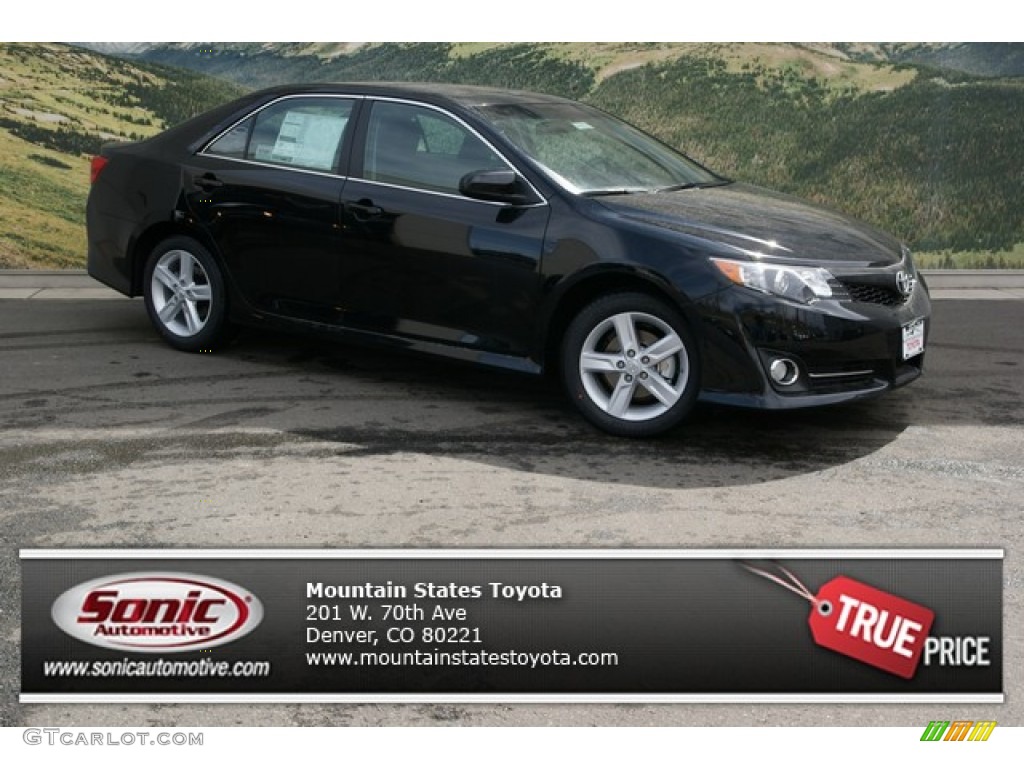 2013 Camry SE - Attitude Black Metallic / Black photo #1