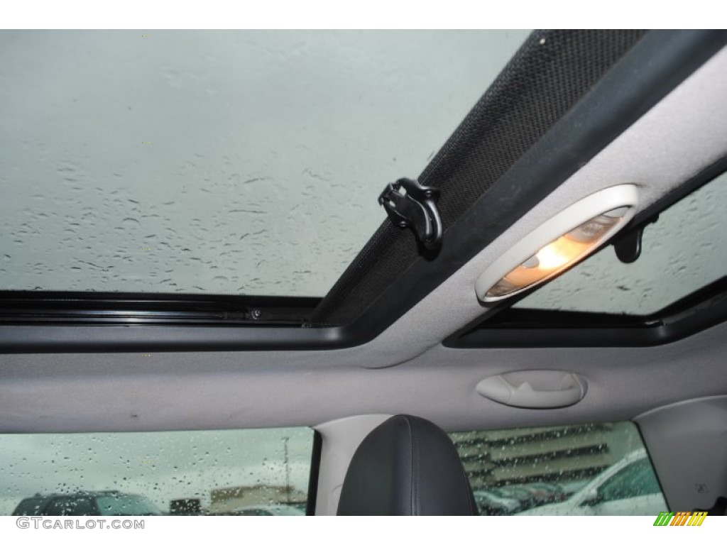 2003 Cooper Hardtop - Indi Blue Metallic / Panther Black photo #16