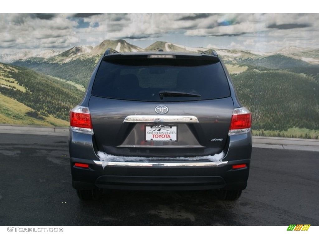 2013 Highlander Limited 4WD - Magnetic Gray Metallic / Ash photo #4