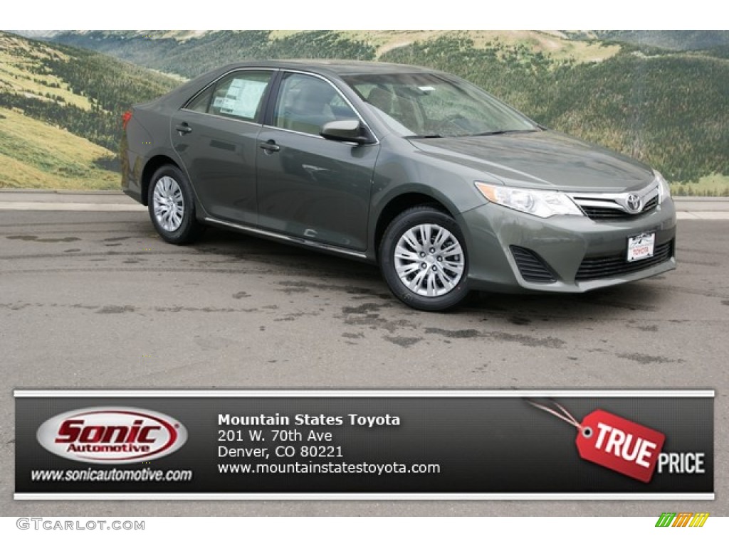 2013 Camry LE - Cypress Green Metallic / Ivory photo #1