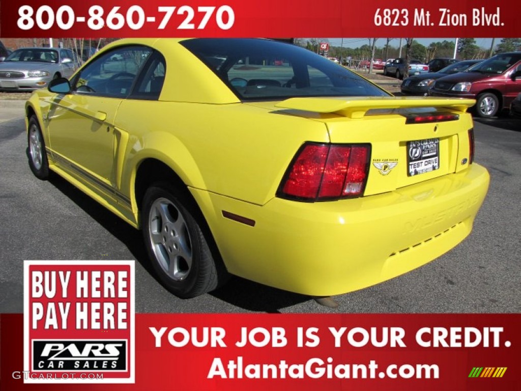 2001 Mustang V6 Coupe - Zinc Yellow Metallic / Dark Charcoal photo #2