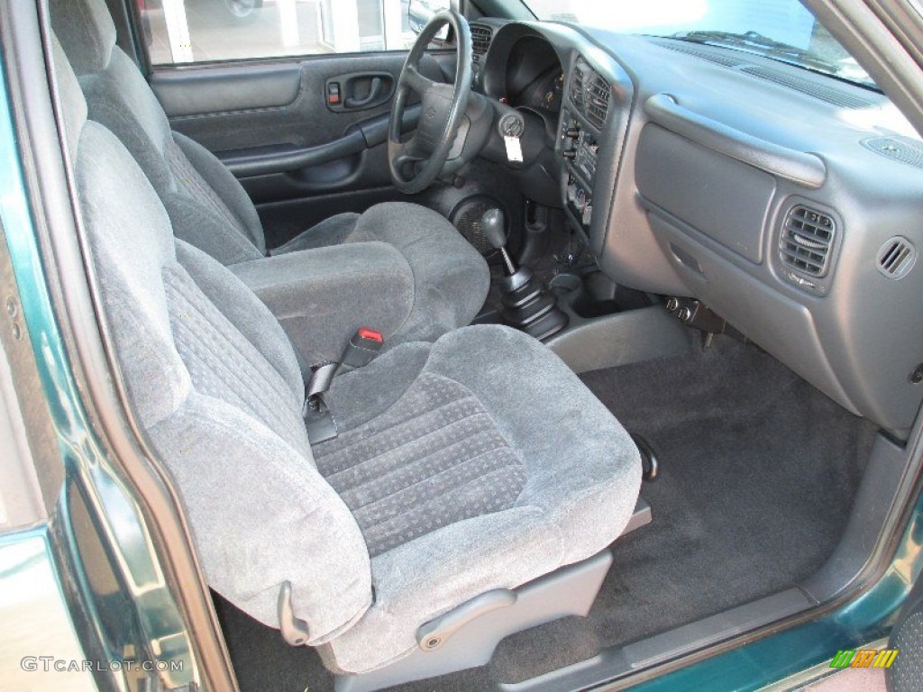Graphite Interior 1998 Chevrolet S10 LS Extended Cab Photo #80052393