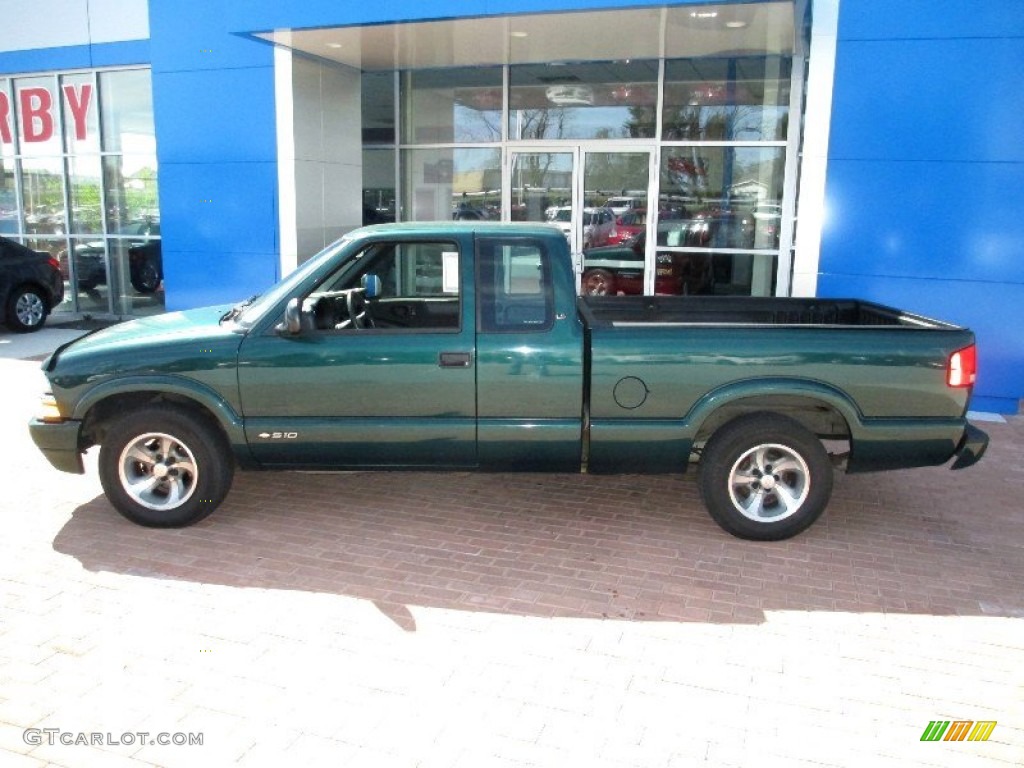 1998 S10 LS Extended Cab - Emerald Green Metallic / Graphite photo #13