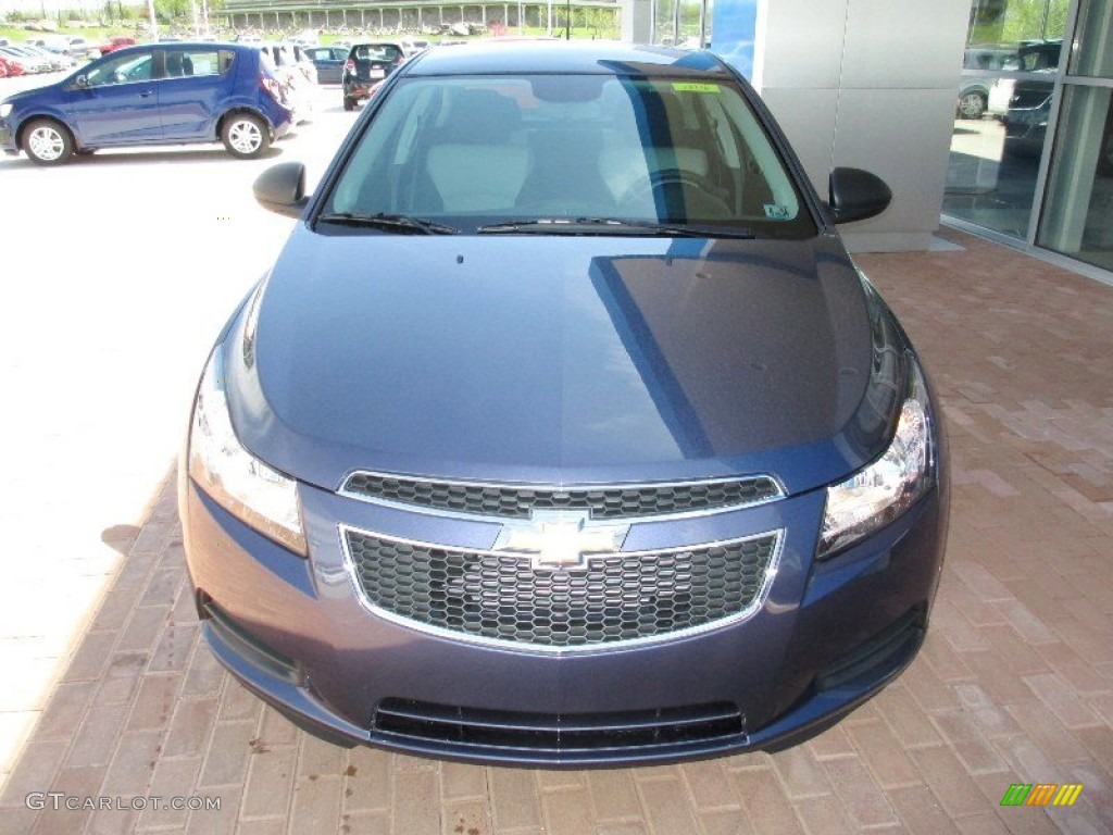 2013 Cruze LS - Atlantis Blue Metallic / Jet Black/Medium Titanium photo #15