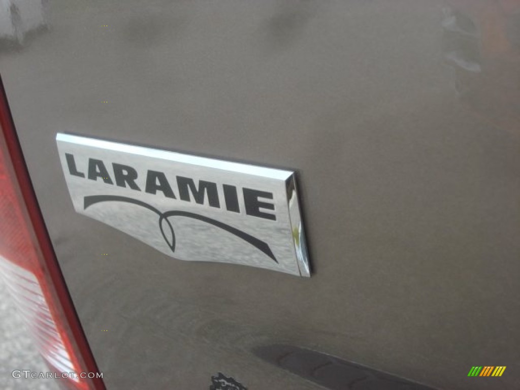 2009 Ram 1500 Laramie Crew Cab 4x4 - Austin Tan Pearl / Light Pebble Beige/Bark Brown photo #40