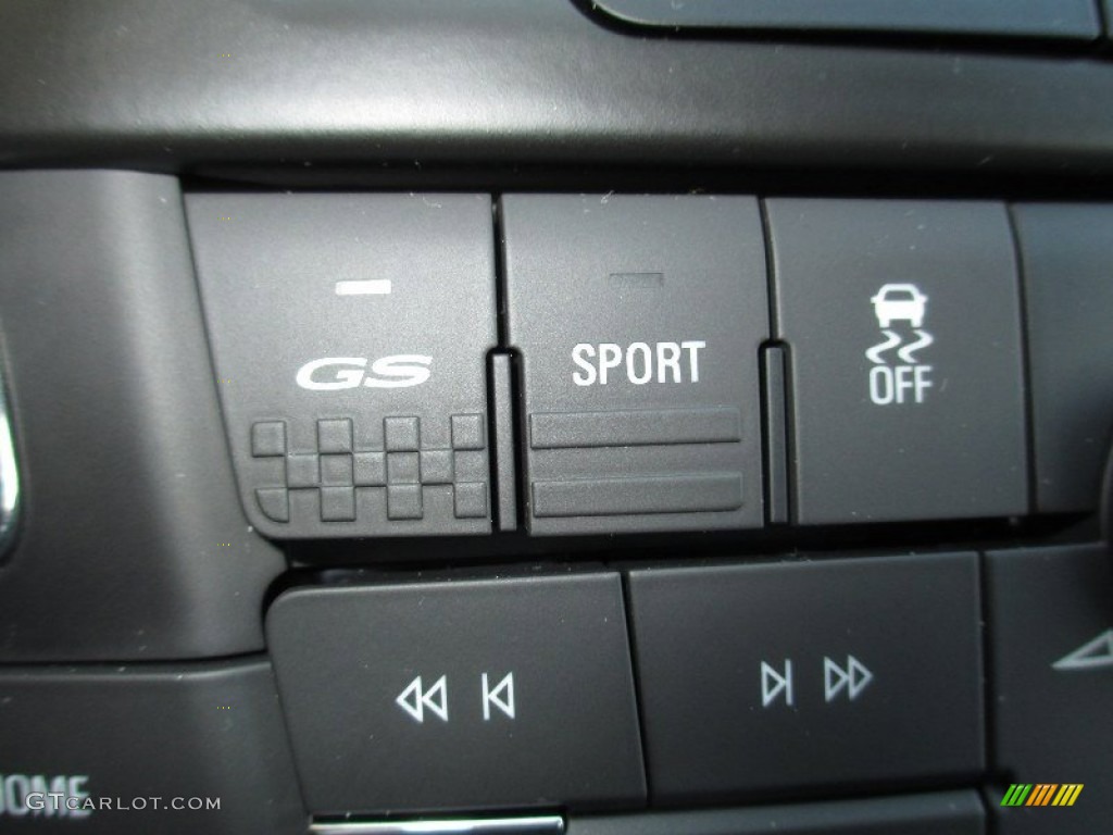 2013 Buick Regal GS Controls Photo #80055357