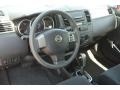Red Alert - Versa 1.8 S Hatchback Photo No. 24