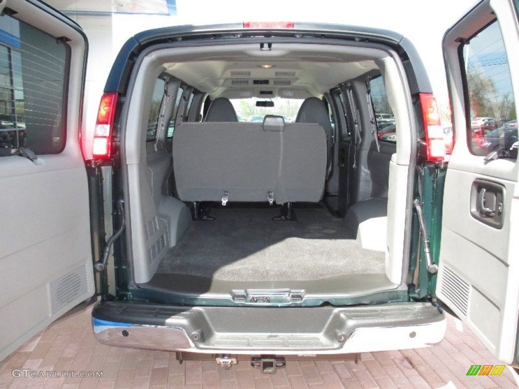 2013 Chevrolet Express LT 1500 Passenger Van Trunk Photo #80055761