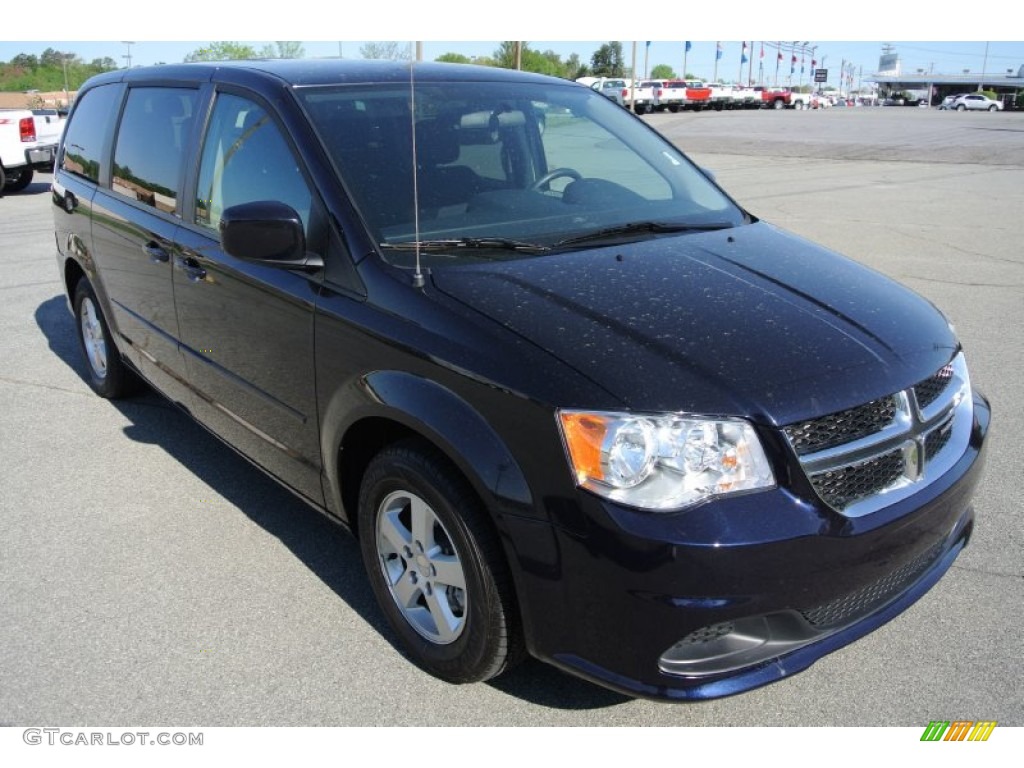 Blackberry Pearl 2011 Dodge Grand Caravan Mainstreet Exterior Photo #80056003