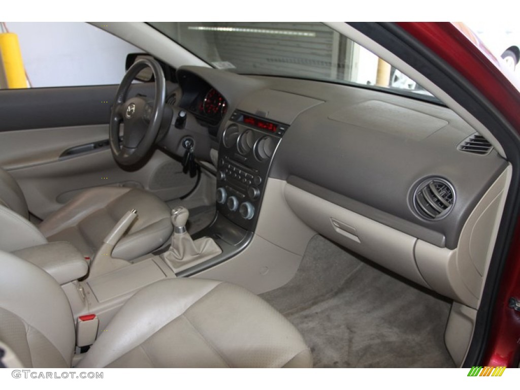 2004 Mazda MAZDA6 s Sport Sedan Gray Dashboard Photo #80057327