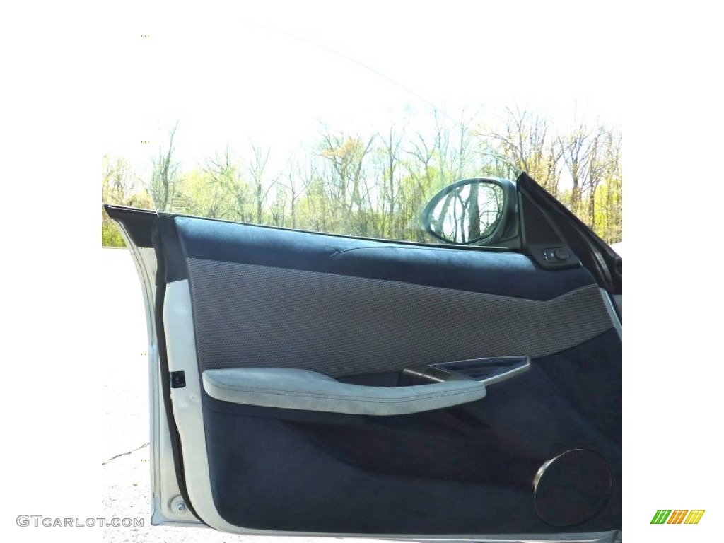 2012 Fisker Karma EcoChic Glacier Tri-Tone Door Panel Photo #80058203