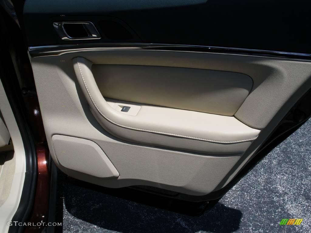 2009 MKS Sedan - Cinnamon Metallic / Light Camel photo #18