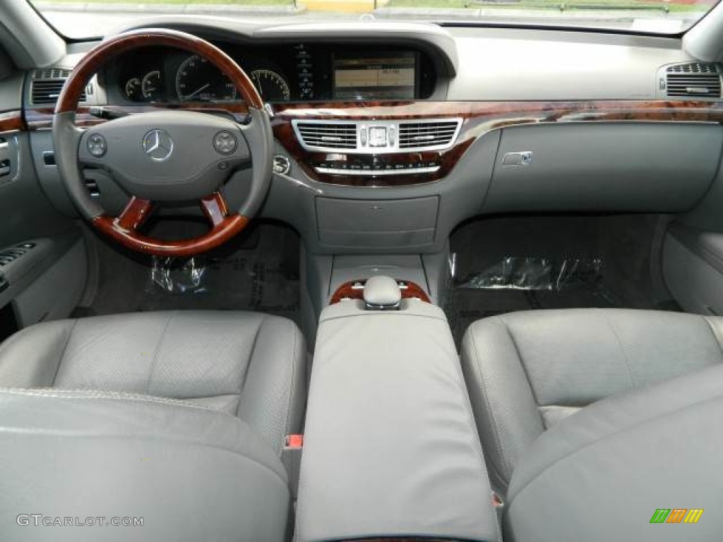 2008 Mercedes-Benz S 550 Sedan Grey/Dark Grey Dashboard Photo #80064417